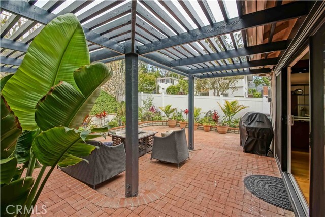 Building Photo - 428 Ave De Jose