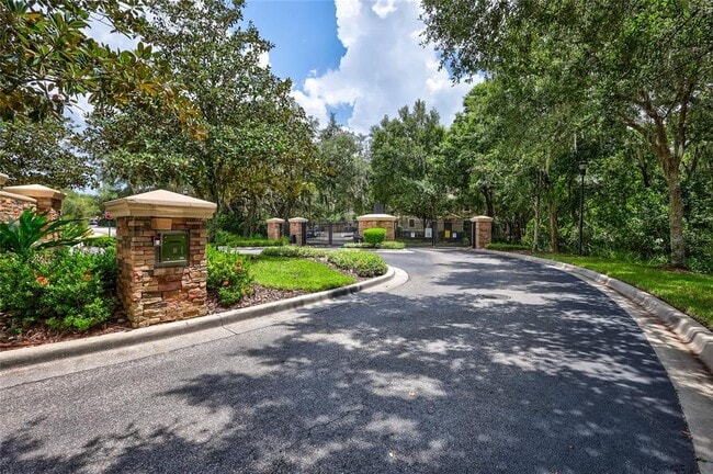 Building Photo - 5513 Kinglethill Dr