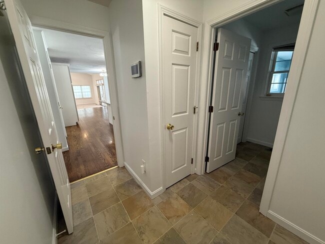 Building Photo - 149 Tinker Rd