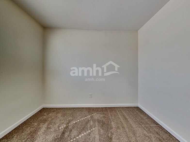 Building Photo - 19922 98th Ave E