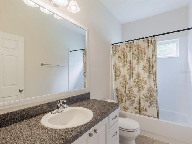 Building Photo - 7595 SW 84th Dr