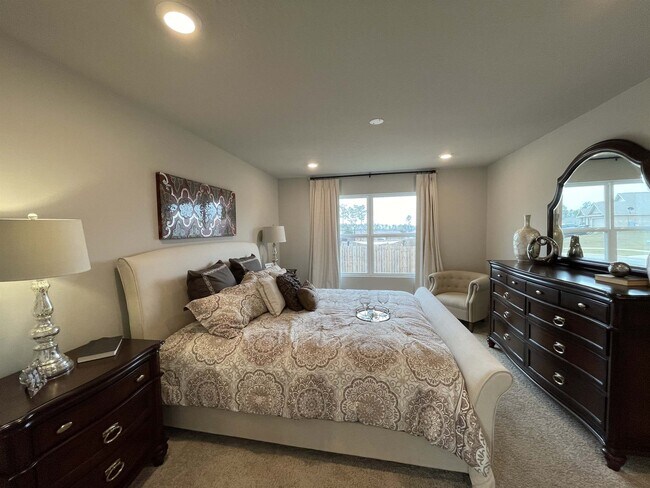 Building Photo - 23354 Shadowridge Dr