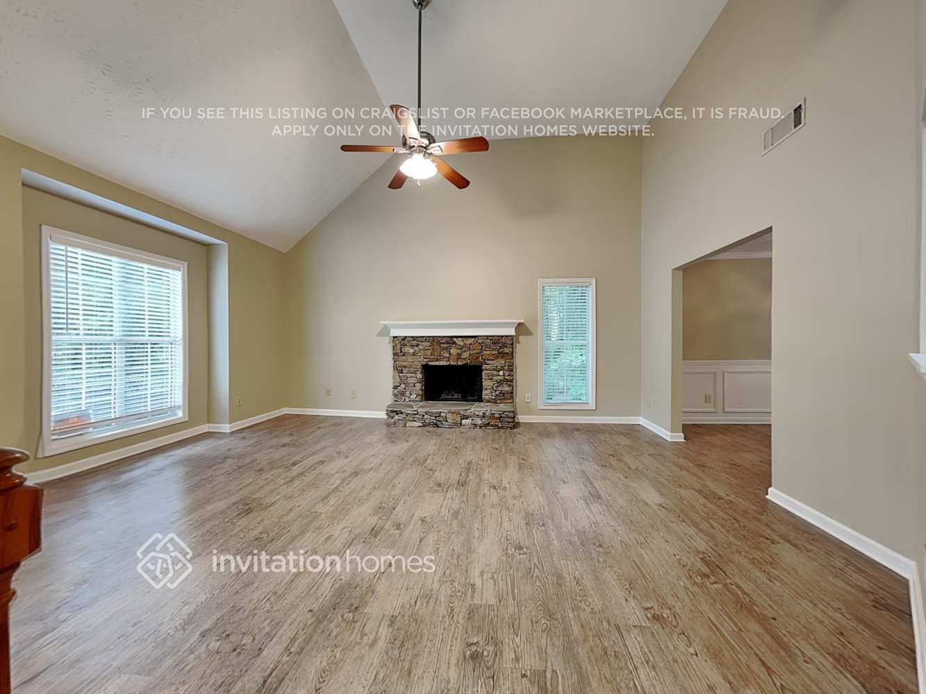 Building Photo - 5995 Rolling Oaks Ln