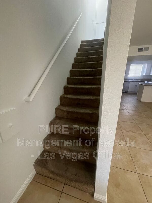 Building Photo - 3512 Rio Robles Dr