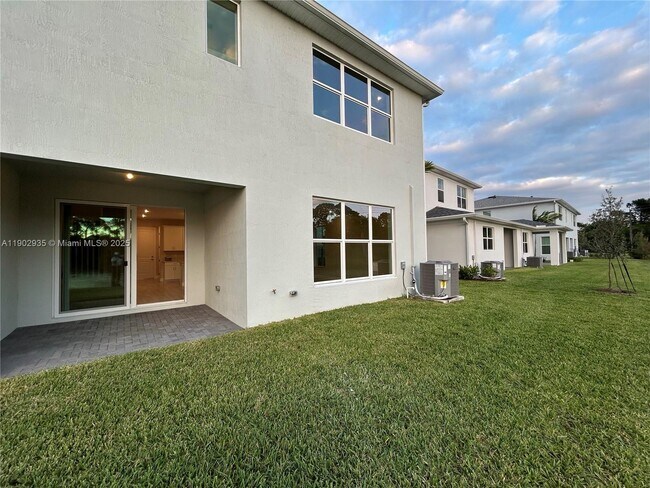 Building Photo - 3508 NW Solange Ct