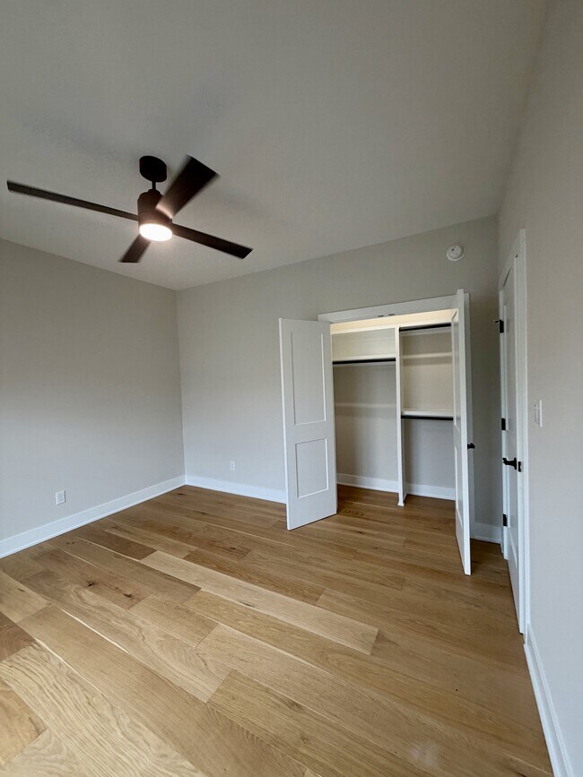 Building Photo - 204 Crest Ridge Ct
