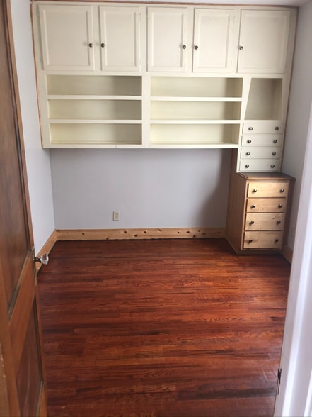 Building Photo - 3423 Osler Ave