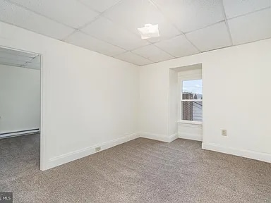 Building Photo - 323 Market St