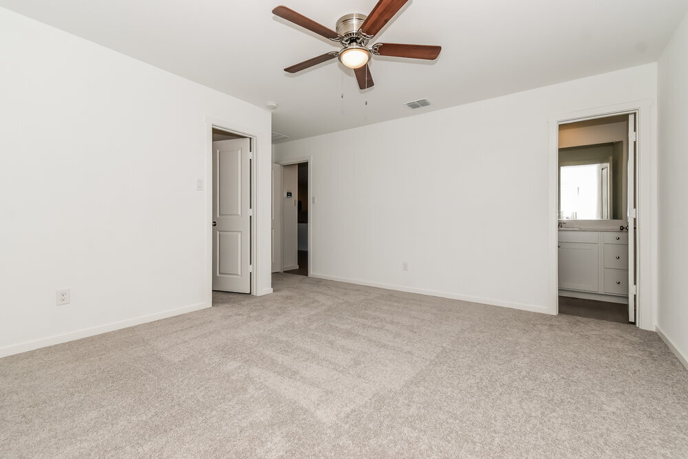 Building Photo - 1805 Javelina St