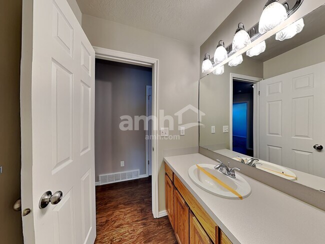 Building Photo - 3147 W 1200 N