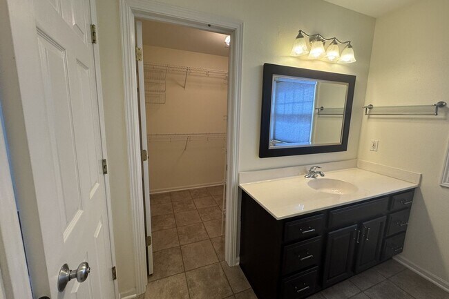 Building Photo - MOVE-IN SPECIAL! $500 OFF FIRST MONTH'S RENT! Large Townhome in North Ames