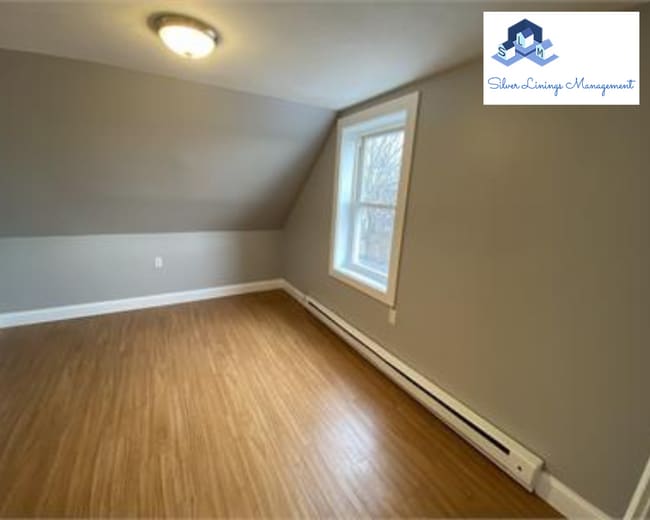 Building Photo - 206Connors-Gardner