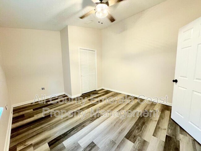 Building Photo - 4104 Indian Bayou N