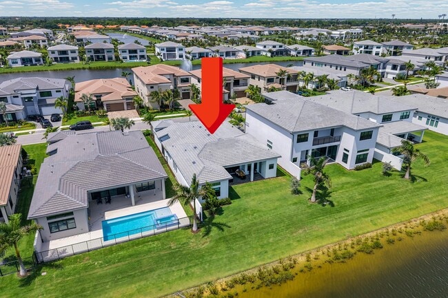 Building Photo - 9524 Riverside Pk Dr