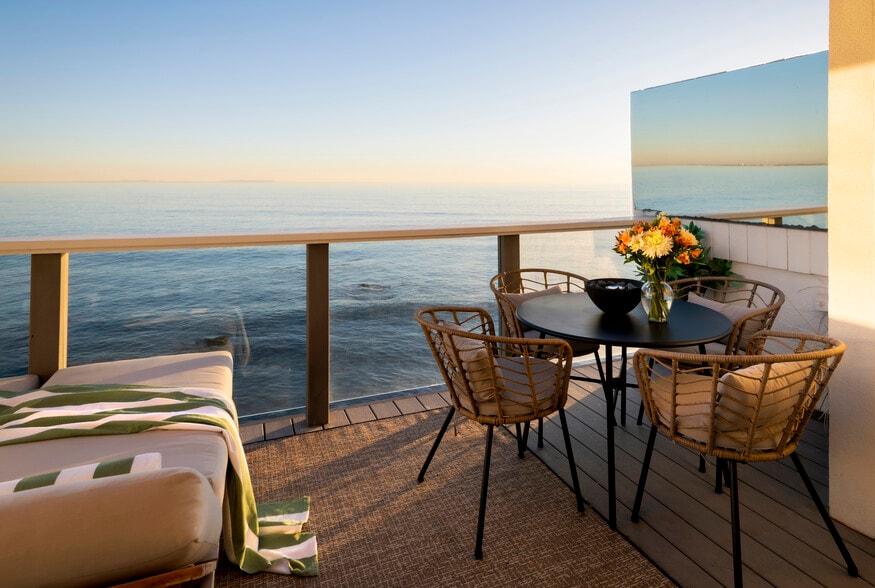 Building Photo - 20638 Pacific Coast Hwy