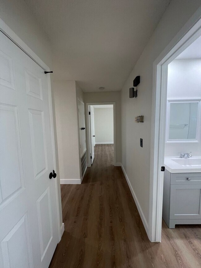 Building Photo - 3812 Melody Ln