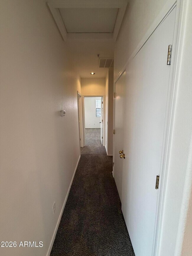 Building Photo - 7464 S 31st Pl