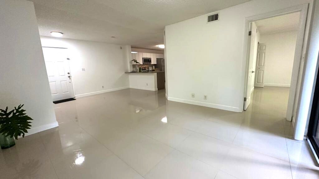 Building Photo - 10111 W Sunrise Blvd