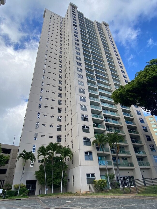 Primary Photo - 1 Bedroom / 1 Bathroom Condo with Lanai + ...