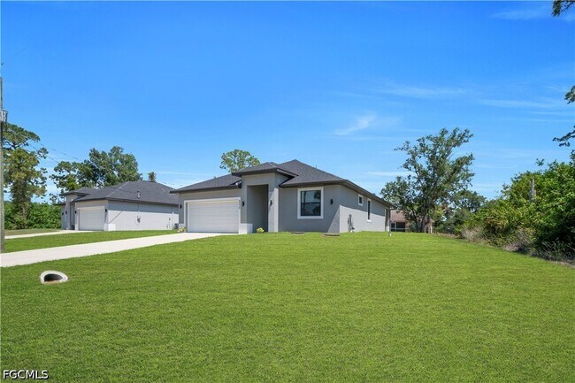 Building Photo - 6210 Forest Ct