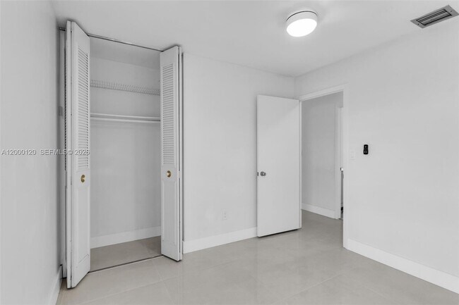 Building Photo - 13011 SW 80th St