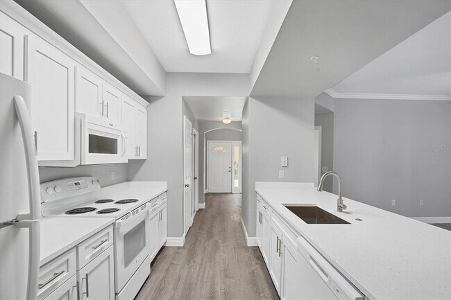 Building Photo - 5691 Bentgrass Dr