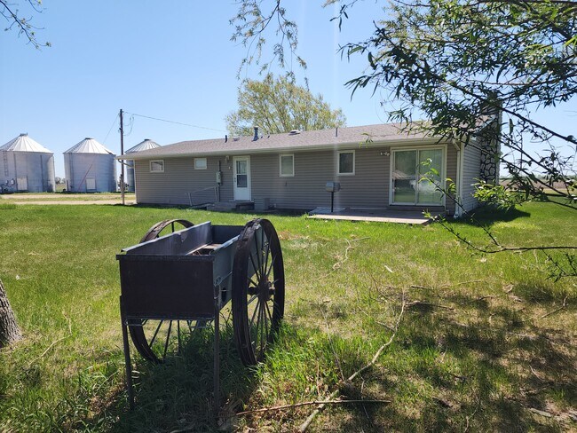 Building Photo - HOUSE - Blue Farm