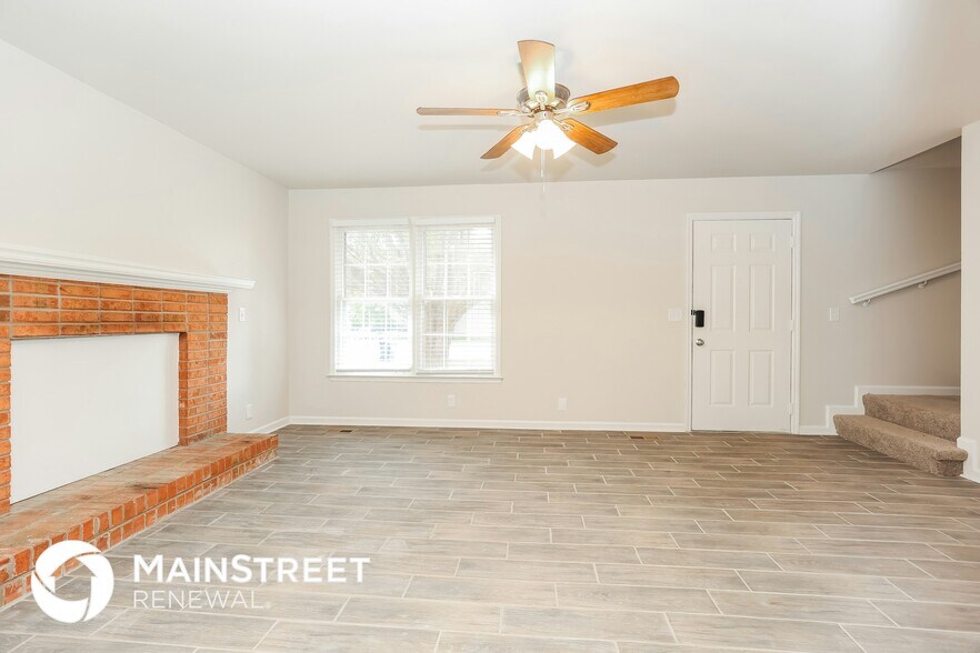 Building Photo - 132 Lynnford Dr