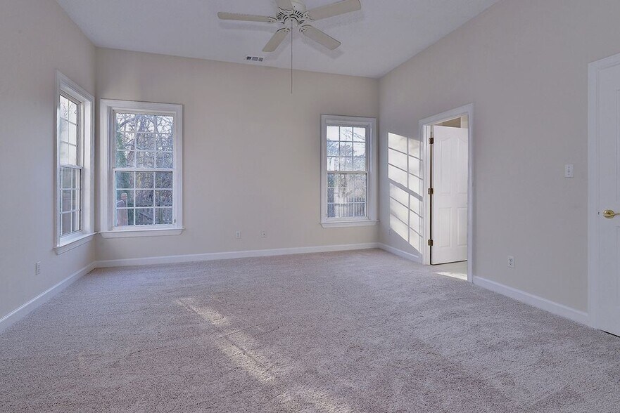 Building Photo - 6356 Glen Wilton Ln