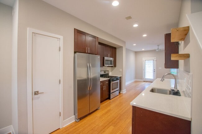 Building Photo - Modern & Efficient Point Breeze Townhome!
