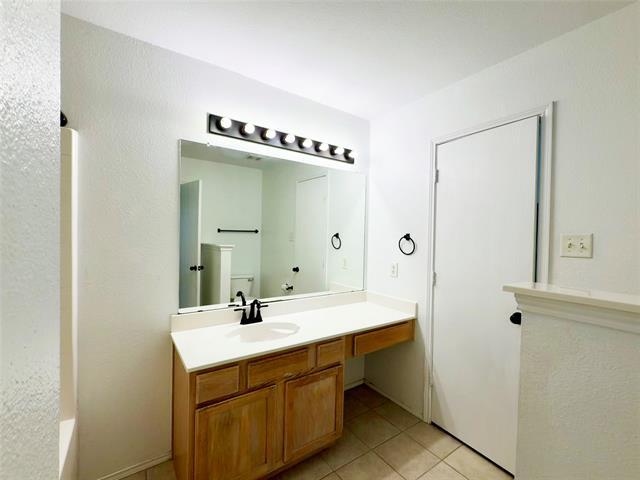 Building Photo - 9013 Winding River Dr