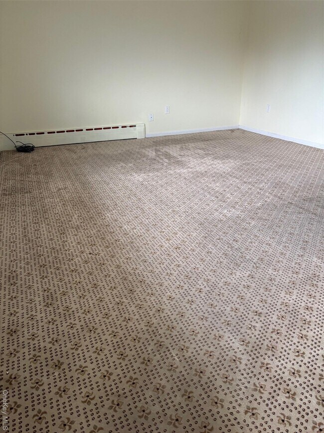 Building Photo - 73 Luchon St