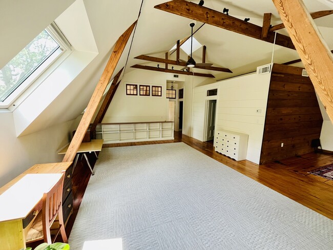 Building Photo - 83 Washington Ave