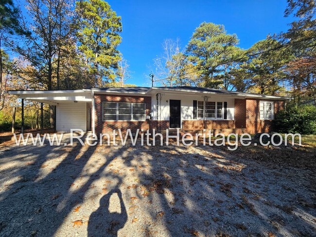 Building Photo - AWESOME RANCH HOME/ TOTAL ELECTRIC /2 LIVINGROOMS / ALMOST HALF ACRE / GREAT LOCATION/ POPULAR BR...