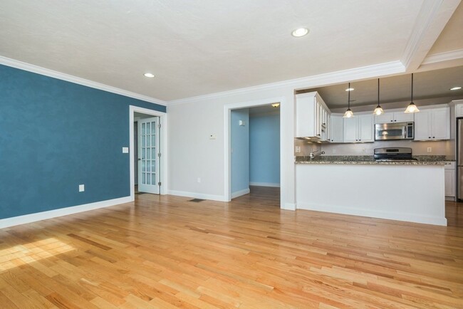 Building Photo - 22 Cortland Dr