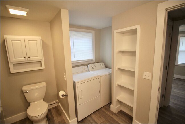 Building Photo - 2 Bed / 1 Bath Single-Family Home – N. Gaines Township