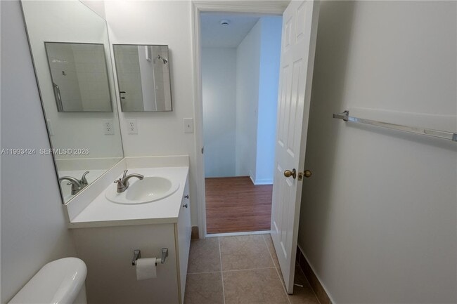 Building Photo - 719 NW 208th Way