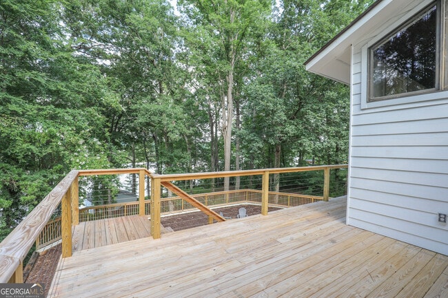 Building Photo - 212 Southland Dr