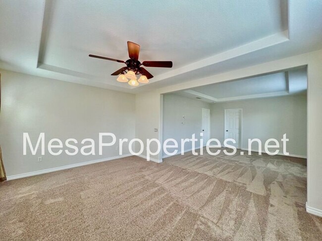 Building Photo - 1774 Wright Pl