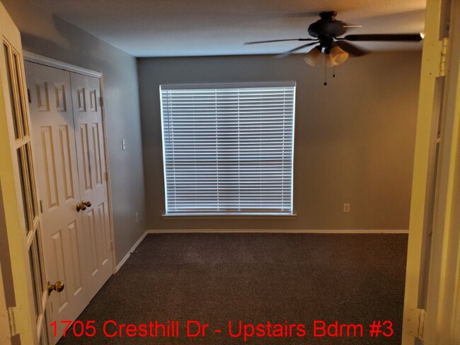 Building Photo - 1705 Cresthill Dr