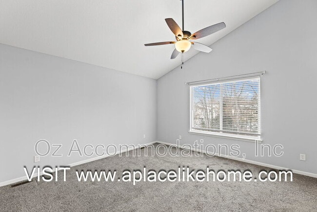 Building Photo - 217 McGee St