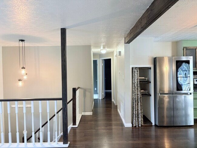 Building Photo - Charming 3 beds 2 baths in Columbus!