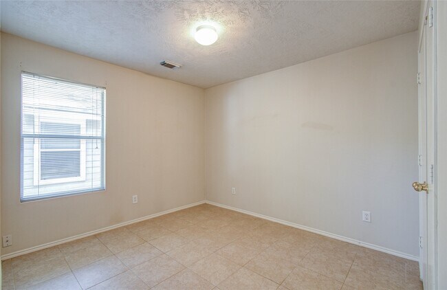 Building Photo - 98 S Vesper Bend Cir