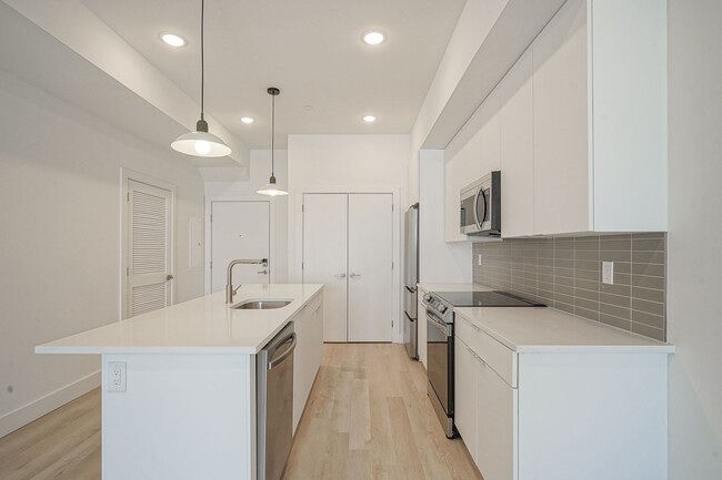 Building Photo - 2644 Coral St