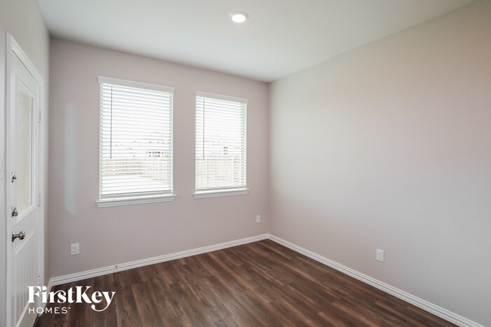 Building Photo - 1222 Seurat Ct