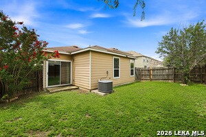 Building Photo - 10131 Maple Ranch