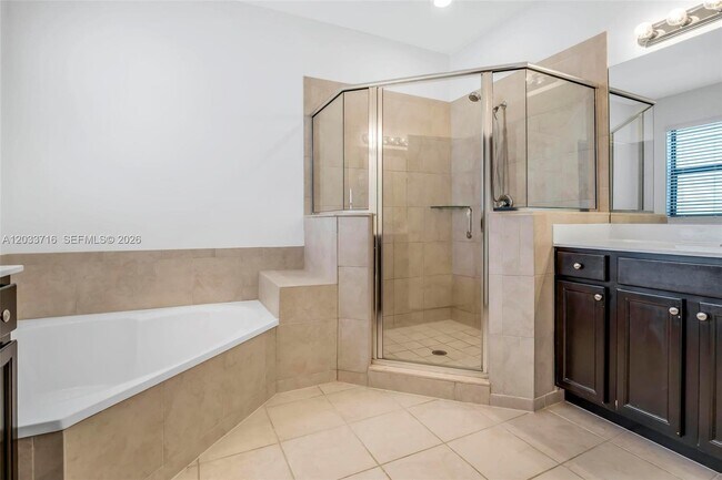 Building Photo - 3440 W 100th Terrace