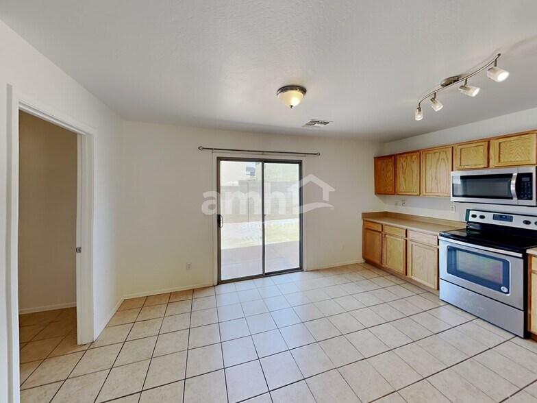 Building Photo - 2388 E Meadow Mist Ln