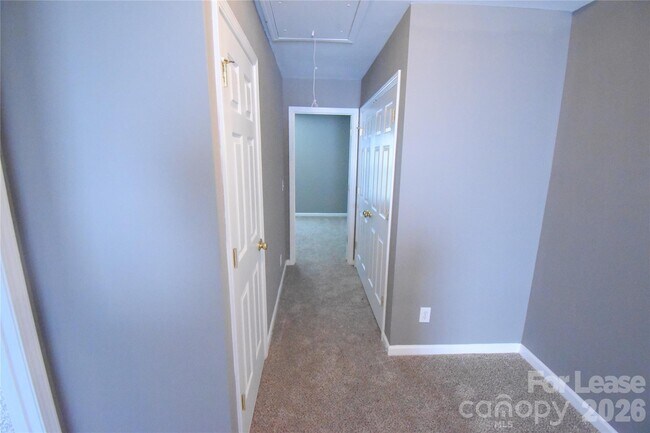 Building Photo - 2849 Summergrove Ct