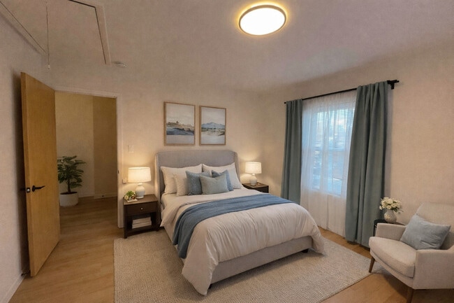 Building Photo - 2937 Lincoln Ave